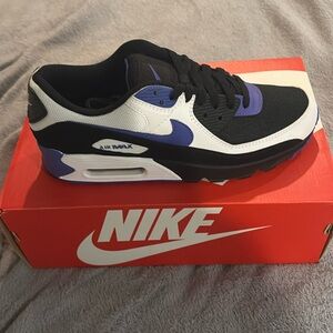 Nike Air Max 90